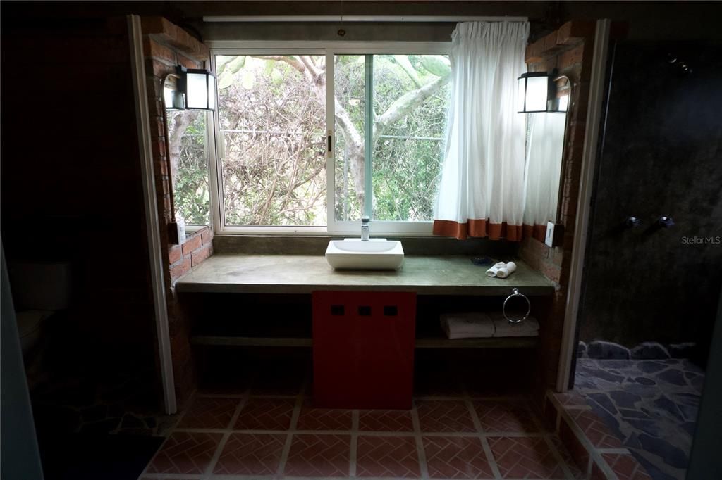 На продажу: $22,500,000 (54 спален, 0 ванн, 172000 Квадратных фут)