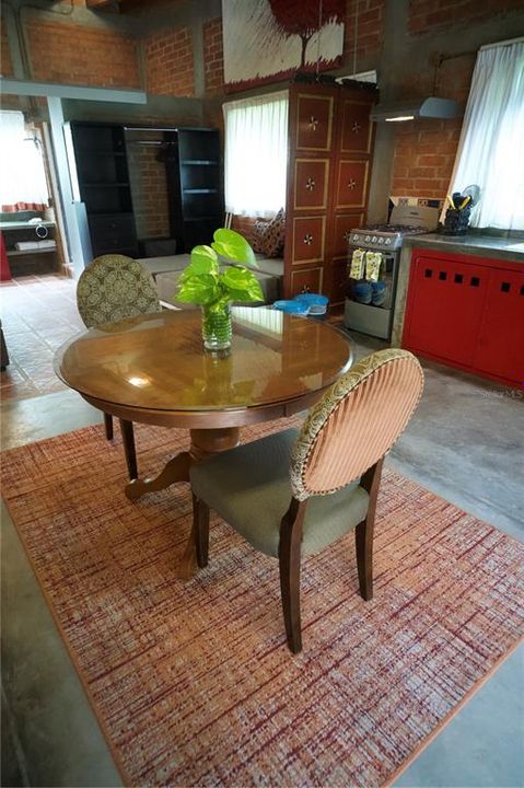 На продажу: $22,500,000 (54 спален, 0 ванн, 172000 Квадратных фут)