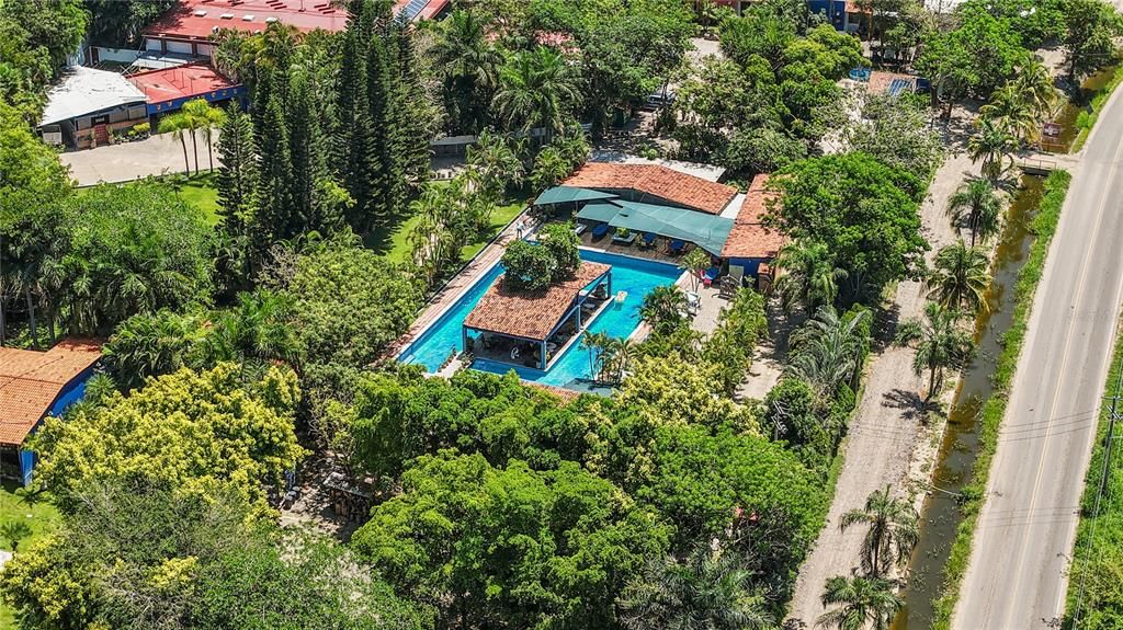 На продажу: $22,500,000 (54 спален, 0 ванн, 172000 Квадратных фут)