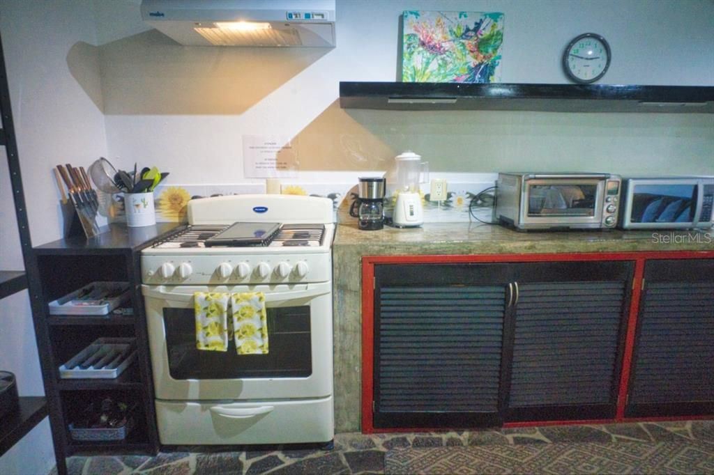 На продажу: $22,500,000 (54 спален, 0 ванн, 172000 Квадратных фут)