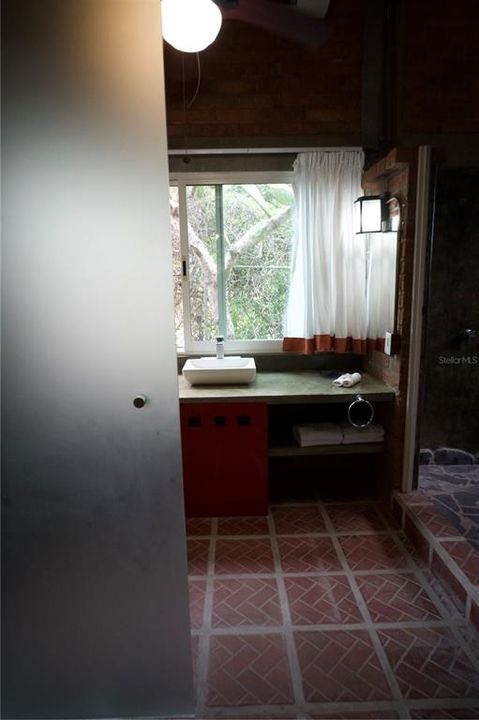 На продажу: $22,500,000 (54 спален, 0 ванн, 172000 Квадратных фут)