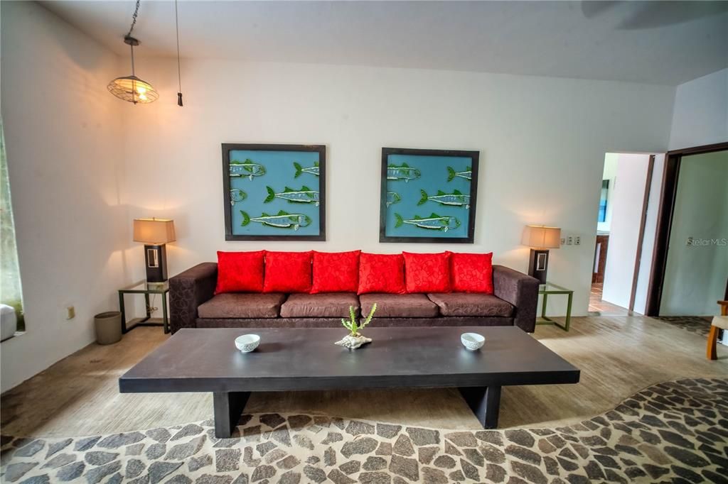 На продажу: $22,500,000 (54 спален, 0 ванн, 172000 Квадратных фут)