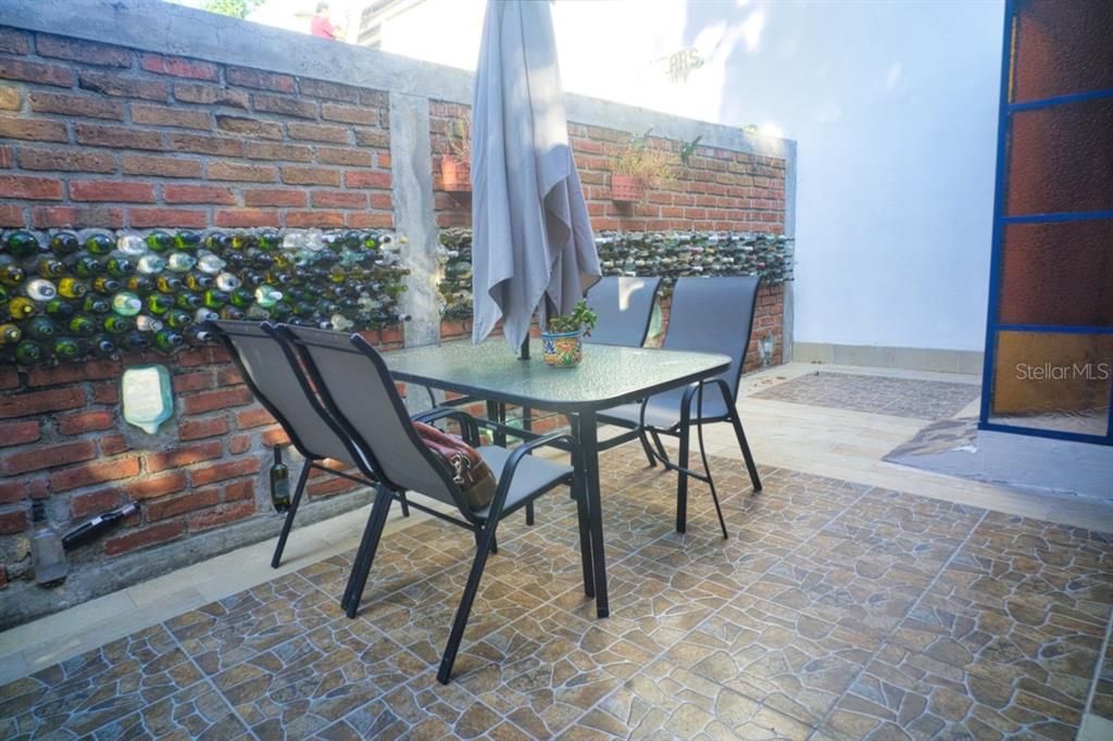 На продажу: $22,500,000 (54 спален, 0 ванн, 172000 Квадратных фут)