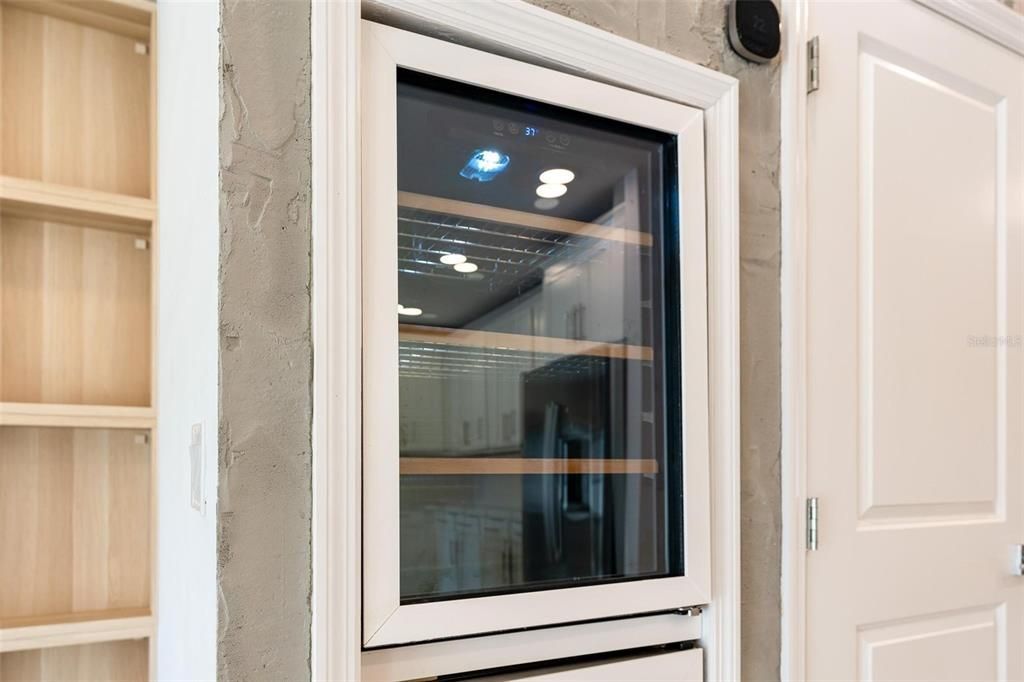 For Rent: $3,000 (4 beds, 2 baths, 1734 Square Feet)