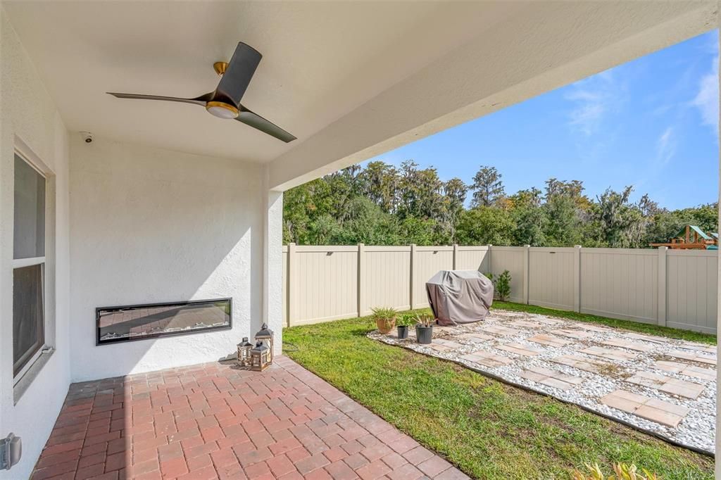 For Rent: $3,000 (4 beds, 2 baths, 1734 Square Feet)