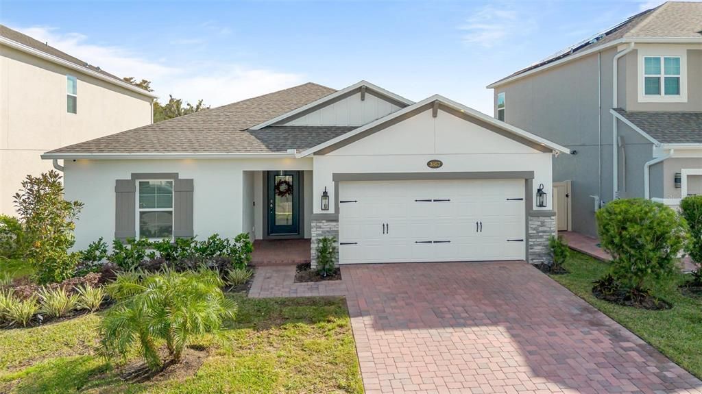 For Rent: $3,000 (4 beds, 2 baths, 1734 Square Feet)