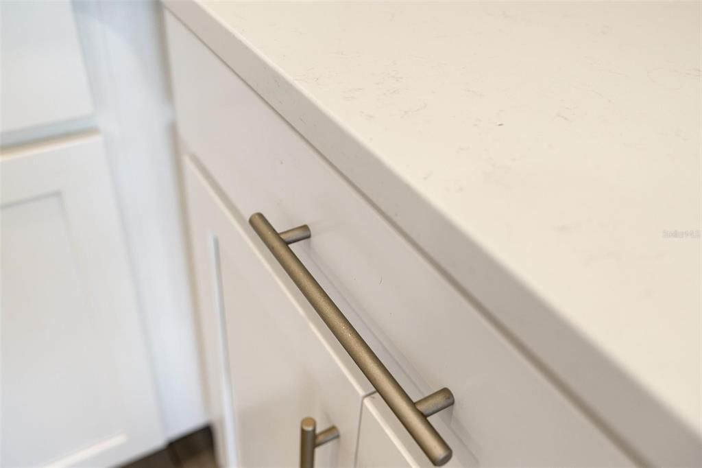 For Rent: $3,000 (4 beds, 2 baths, 1734 Square Feet)