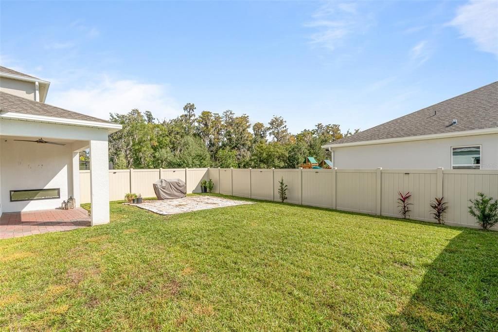 For Rent: $3,000 (4 beds, 2 baths, 1734 Square Feet)