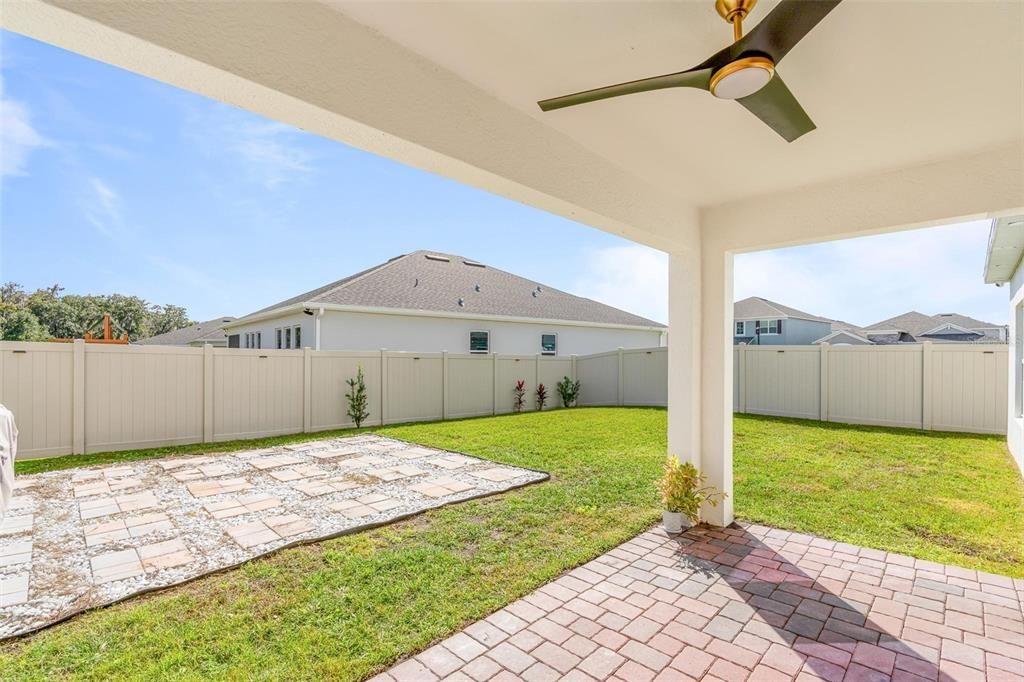 For Rent: $3,000 (4 beds, 2 baths, 1734 Square Feet)