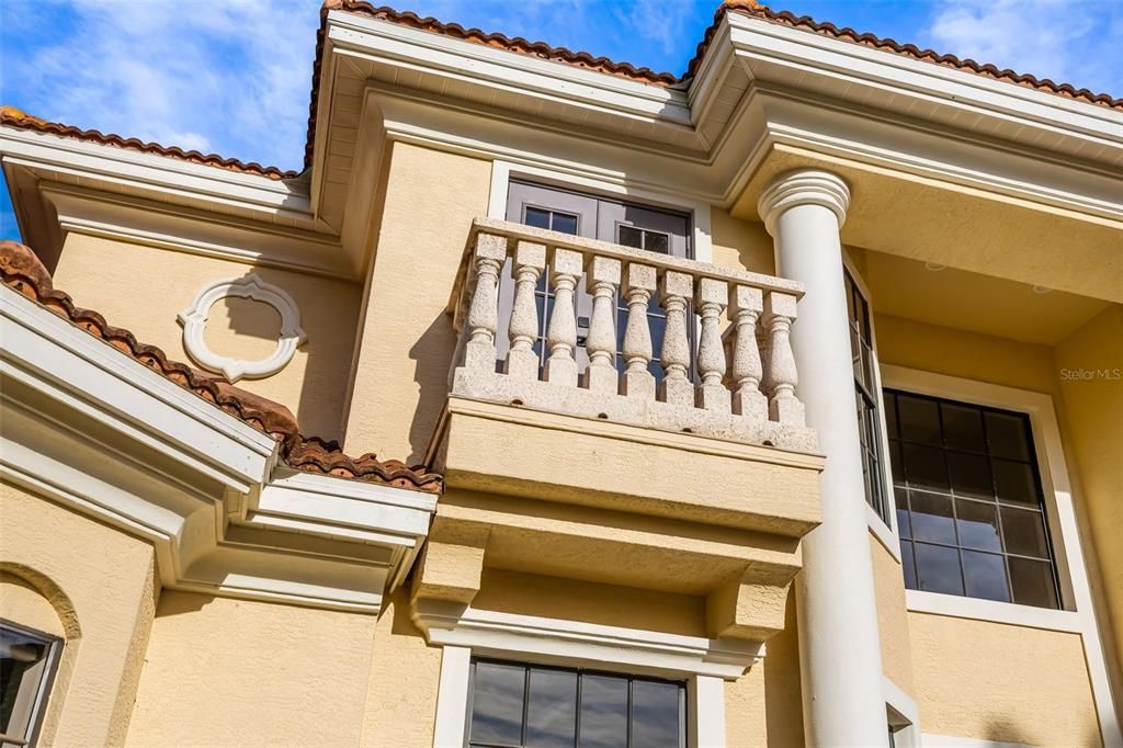 For Sale: $1,450,000 (5 beds, 4 baths, 4058 Square Feet)