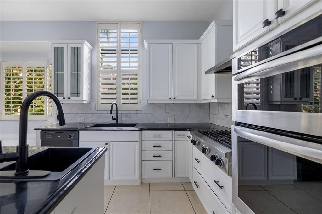 For Sale: $1,450,000 (5 beds, 4 baths, 4058 Square Feet)