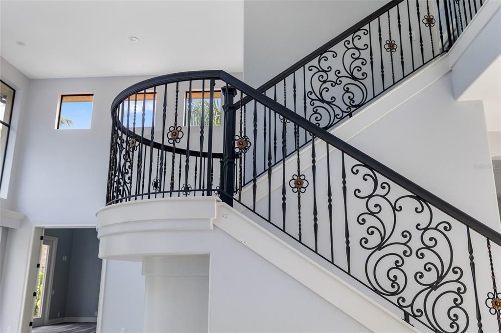 For Sale: $1,450,000 (5 beds, 4 baths, 4058 Square Feet)