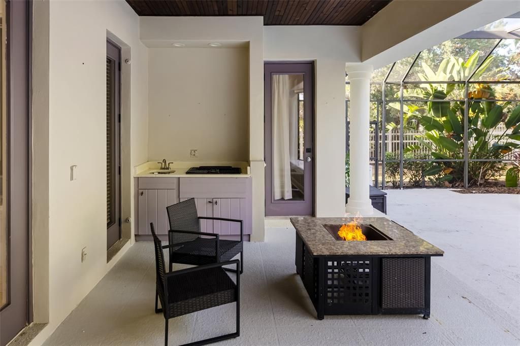 For Sale: $1,450,000 (5 beds, 4 baths, 4058 Square Feet)