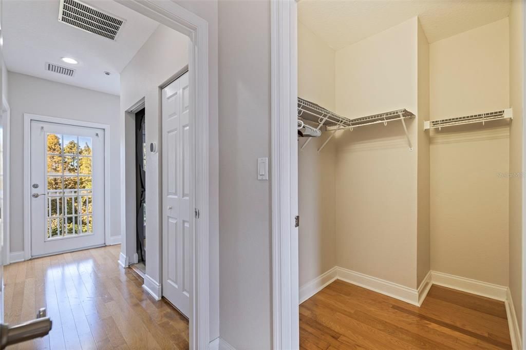 Active With Contract: $419,777 (3 beds, 3 baths, 1807 Square Feet)