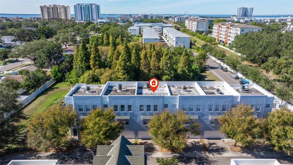 Active With Contract: $419,777 (3 beds, 3 baths, 1807 Square Feet)