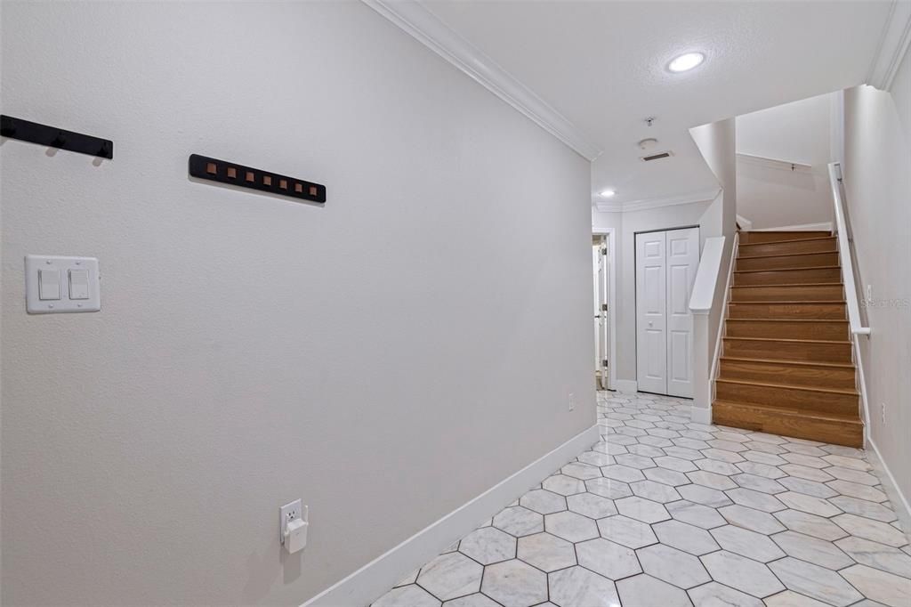 Active With Contract: $419,777 (3 beds, 3 baths, 1807 Square Feet)