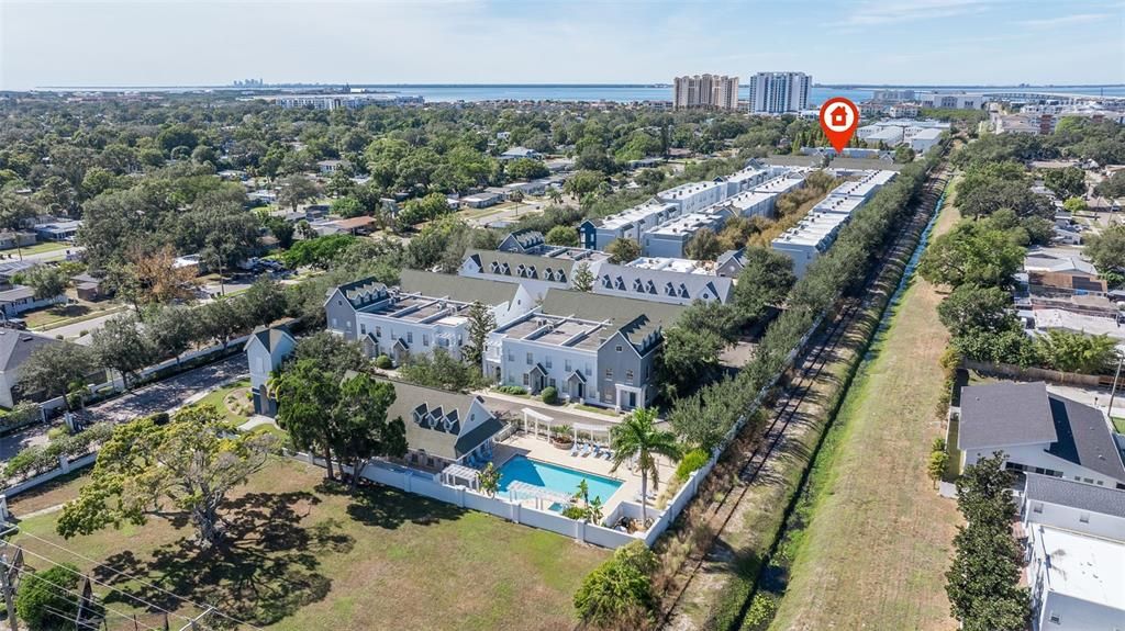 Active With Contract: $419,777 (3 beds, 3 baths, 1807 Square Feet)