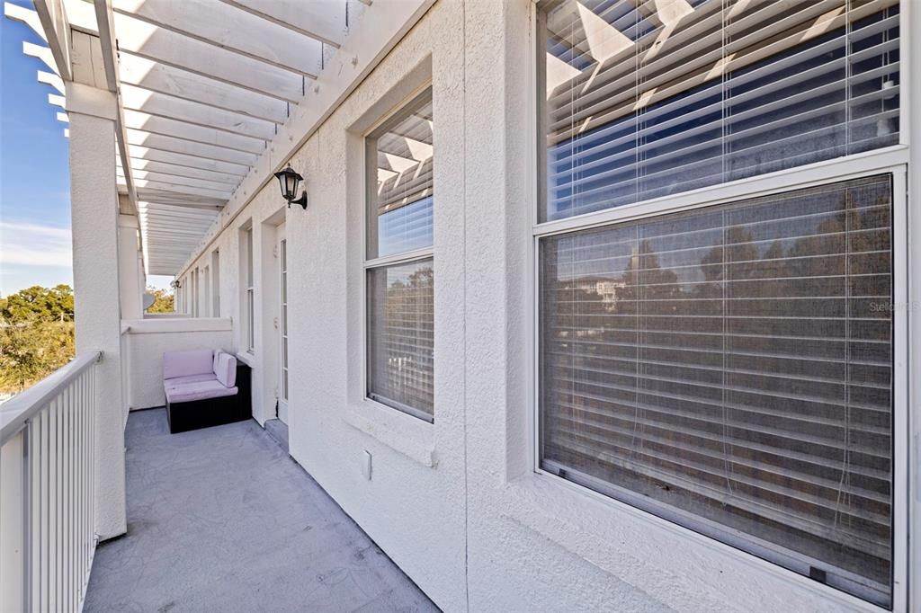 Active With Contract: $419,777 (3 beds, 3 baths, 1807 Square Feet)