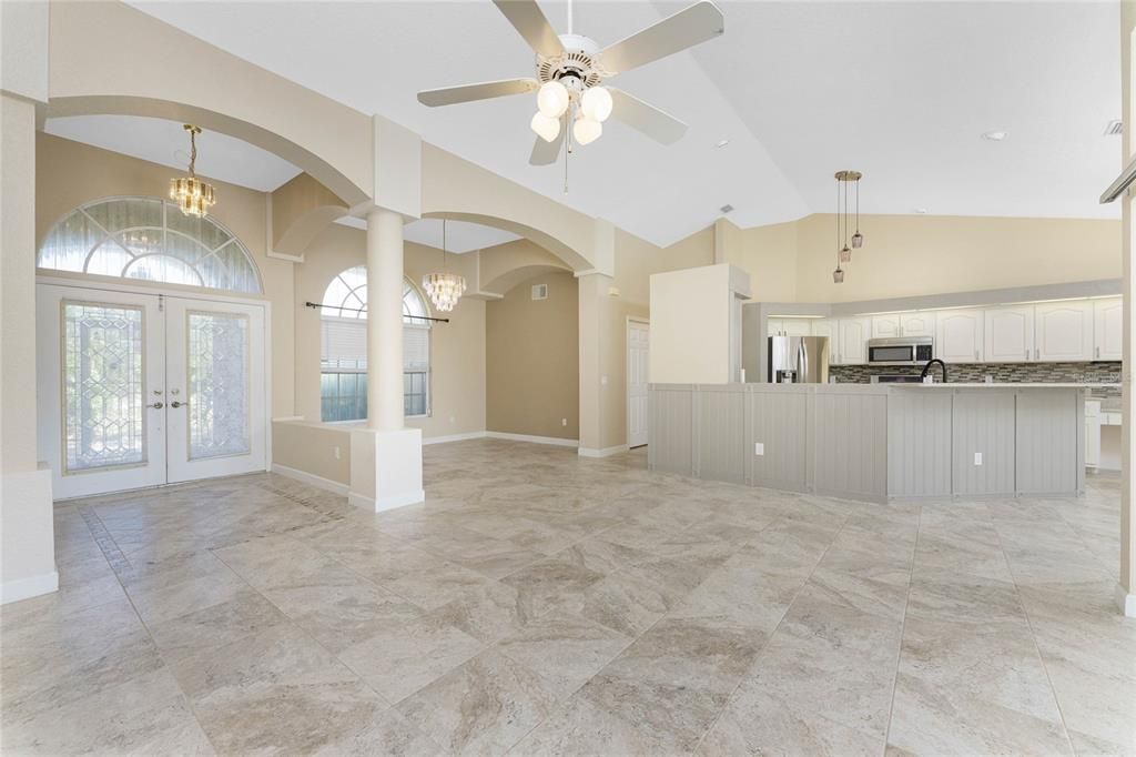 待售: $725,000 (3 贝兹, 2 浴室, 2335 平方英尺)