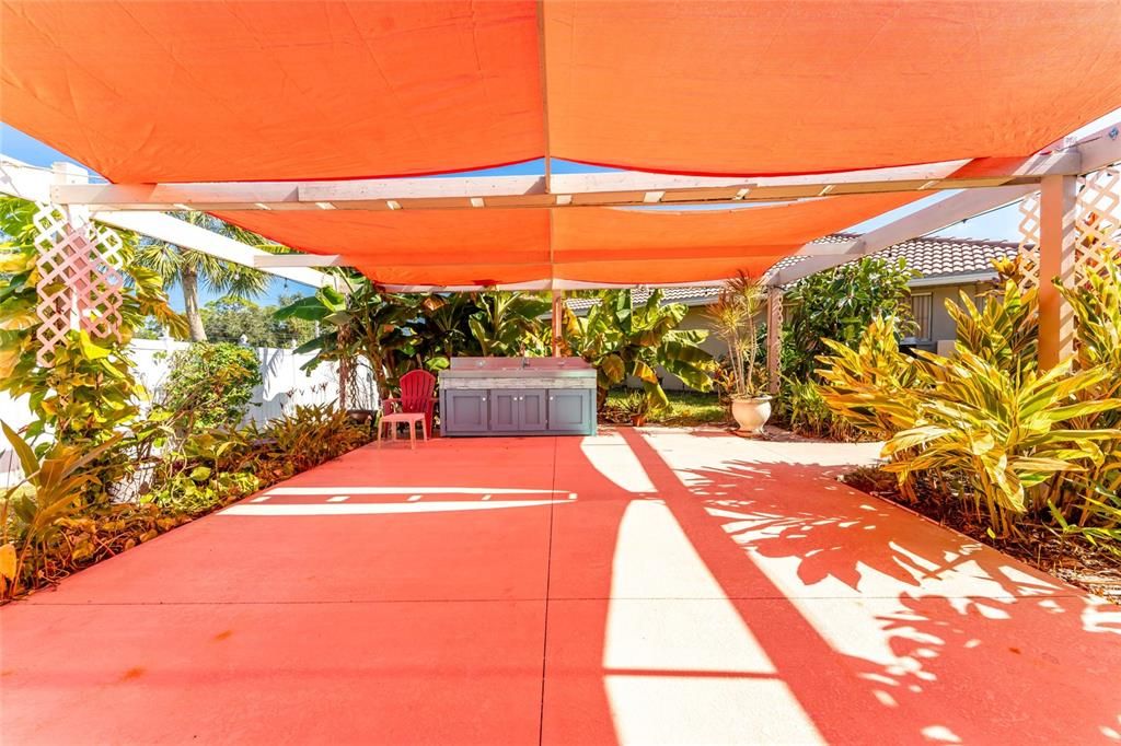 待售: $725,000 (3 贝兹, 2 浴室, 2335 平方英尺)