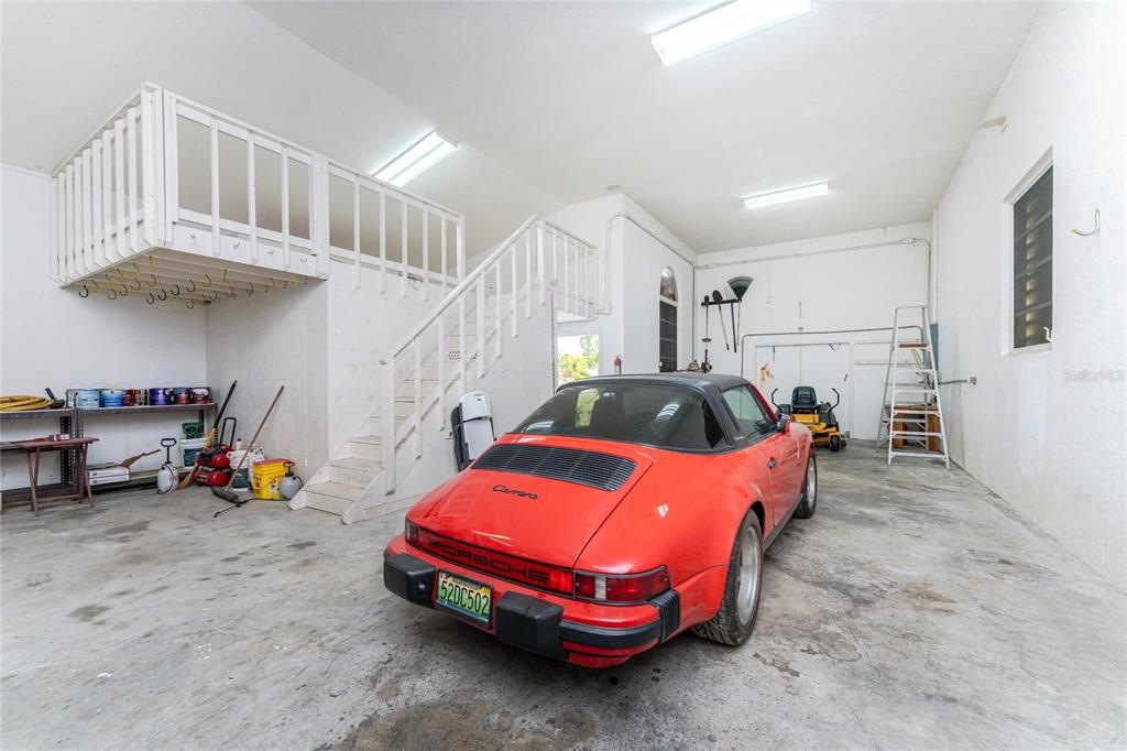 待售: $725,000 (3 贝兹, 2 浴室, 2335 平方英尺)