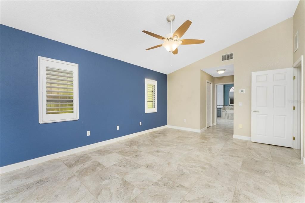 待售: $725,000 (3 贝兹, 2 浴室, 2335 平方英尺)