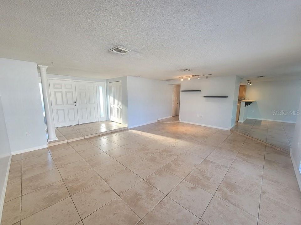 В аренду: $1,650 (2 спален, 2 ванн, 1511 Квадратных фут)