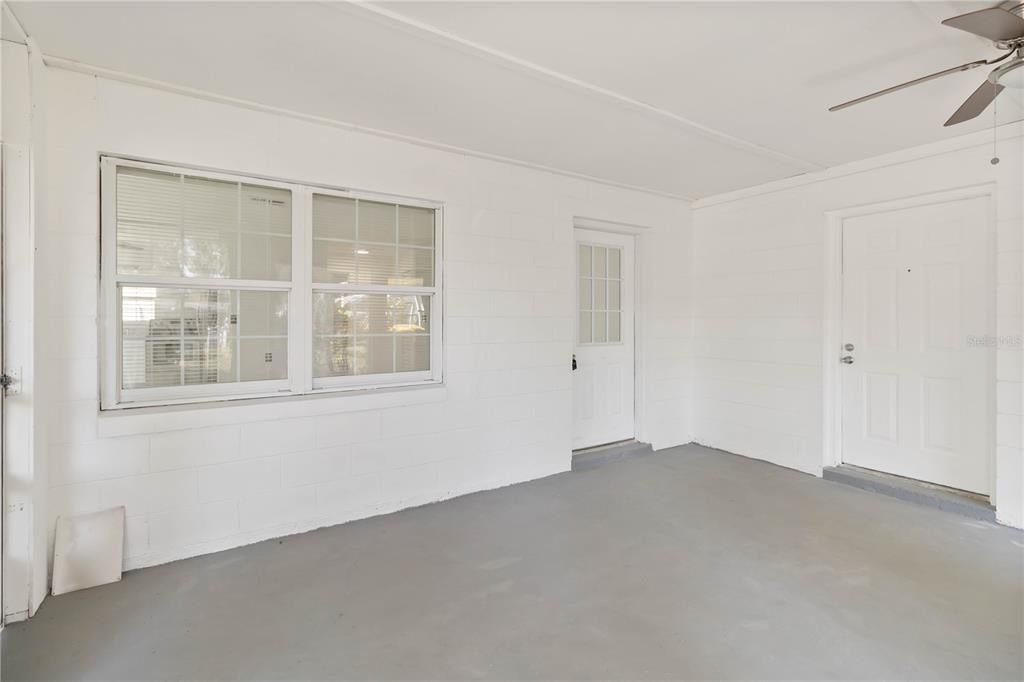 For Sale: $249,900 (2 beds, 2 baths, 1232 Square Feet)