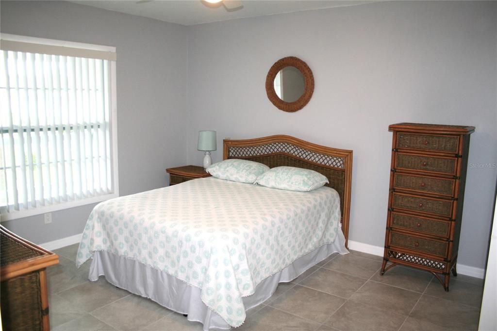 For Rent: $2,900 (2 beds, 2 baths, 990 Square Feet)