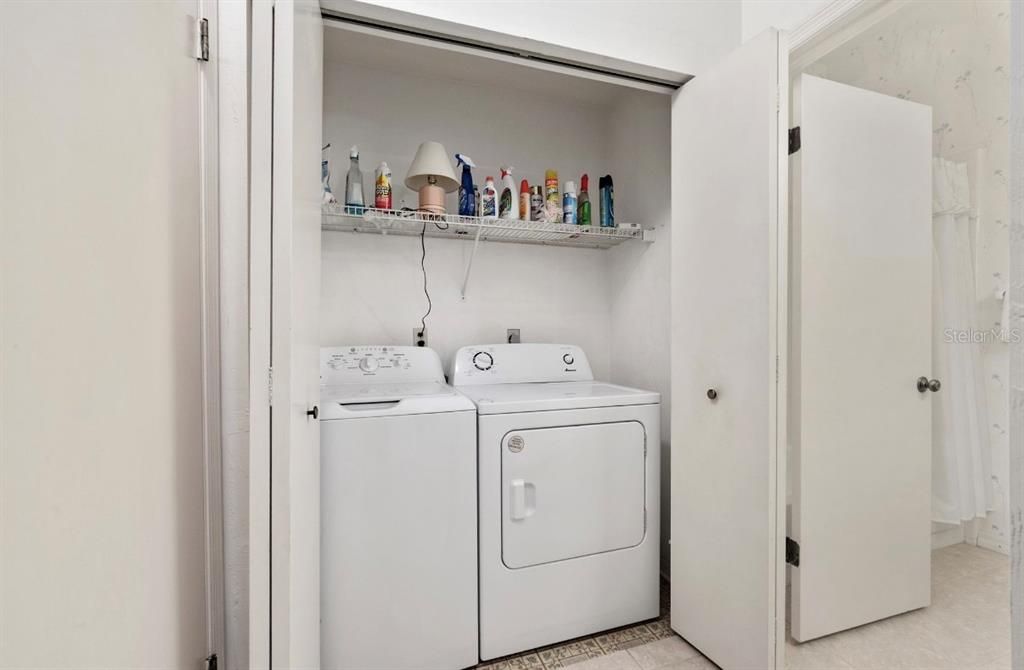 Active With Contract: $174,900 (2 beds, 2 baths, 1250 Square Feet)