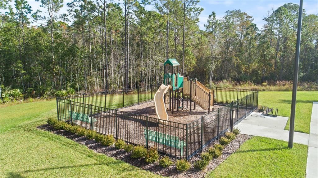 For Sale: $341,990 (4 beds, 2 baths, 1880 Square Feet)