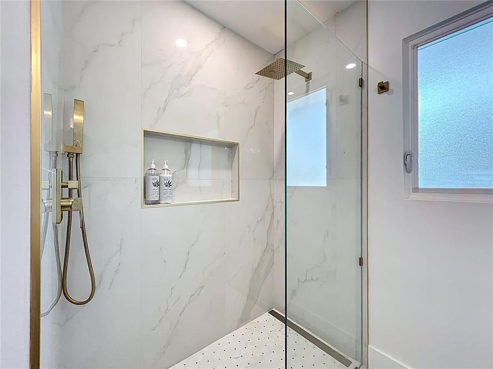 For Sale: $1,351,000 (4 beds, 4 baths, 2126 Square Feet)