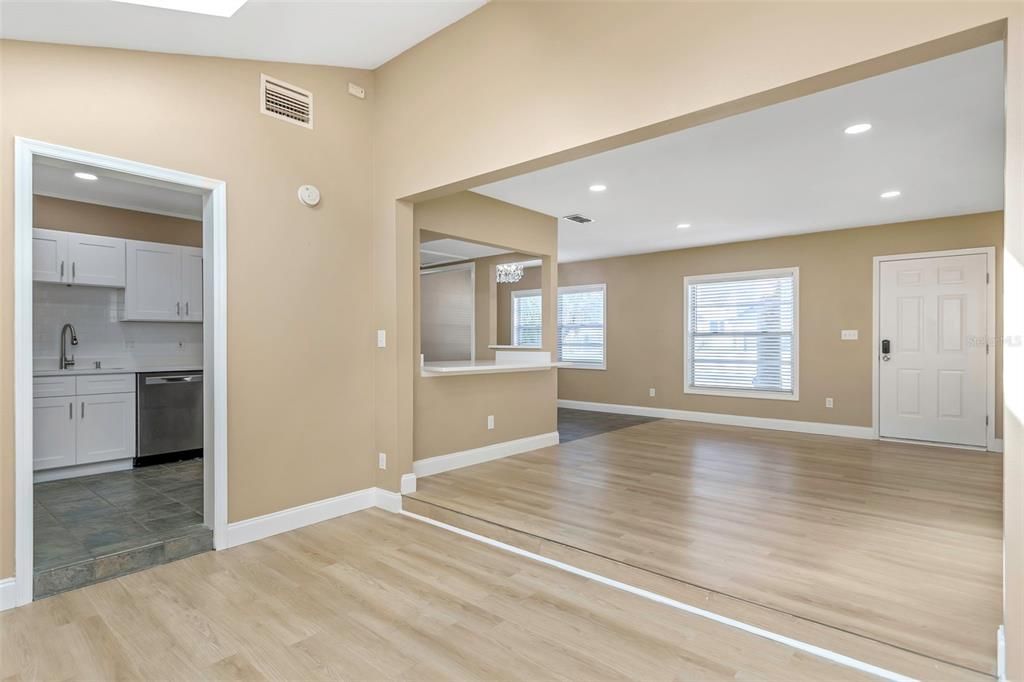 En Renta: $4,250 (3 camas, 2 baños, 1831 Pies cuadrados)