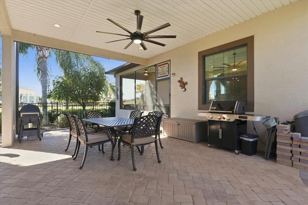 待售: $579,900 (2 贝兹, 2 浴室, 1276 平方英尺)