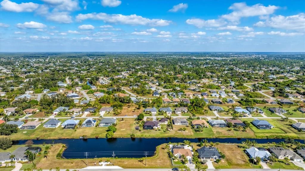 На продажу: $675,000 (4 спален, 2 ванн, 2530 Квадратных фут)