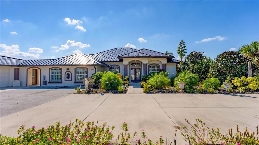 На продажу: $675,000 (4 спален, 2 ванн, 2530 Квадратных фут)