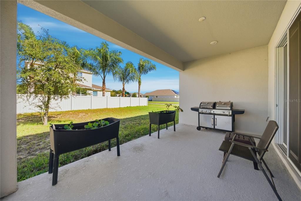 待售: $445,000 (3 贝兹, 2 浴室, 2225 平方英尺)