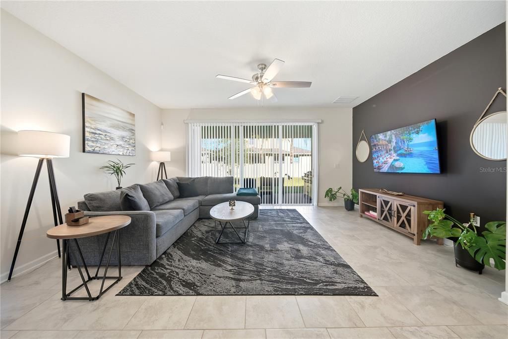 待售: $445,000 (3 贝兹, 2 浴室, 2225 平方英尺)