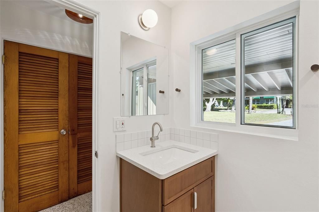 Activo con contrato: $419,900 (3 camas, 2 baños, 1521 Pies cuadrados)