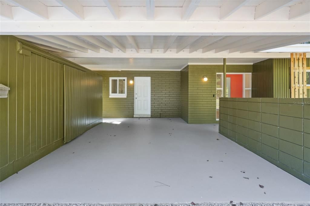 Activo con contrato: $419,900 (3 camas, 2 baños, 1521 Pies cuadrados)