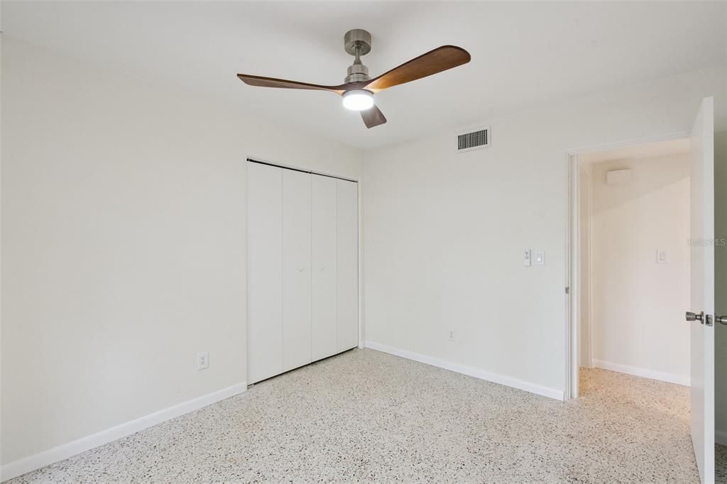 Activo con contrato: $419,900 (3 camas, 2 baños, 1521 Pies cuadrados)