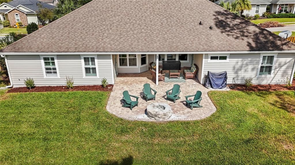 Под контрактом: $679,900 (5 спален, 3 ванн, 2574 Квадратных фут)