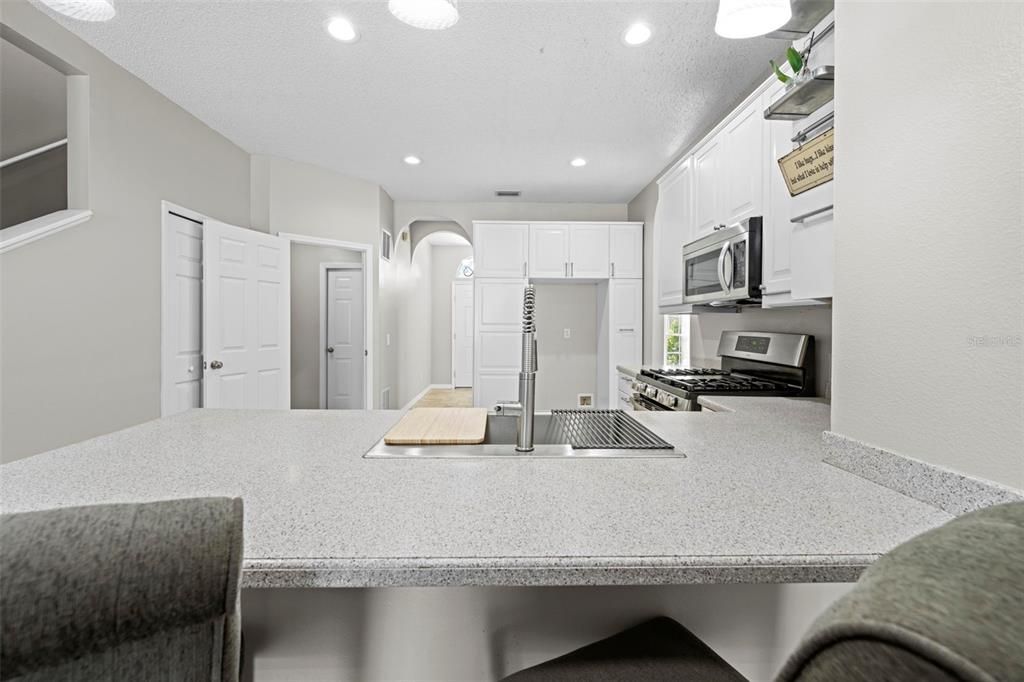 待售: $509,900 (5 贝兹, 3 浴室, 2350 平方英尺)