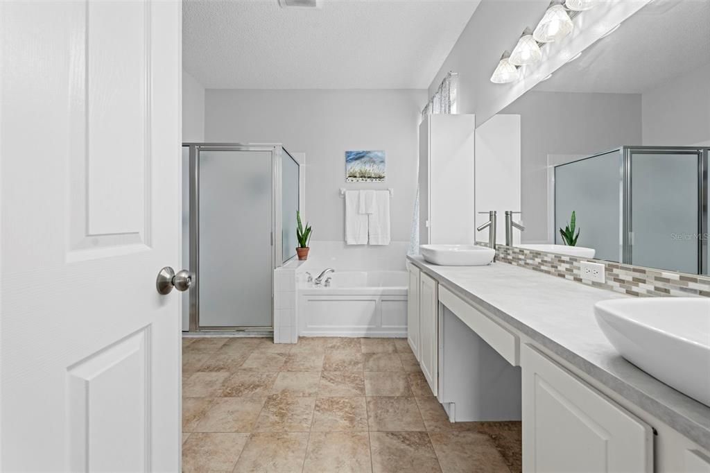 待售: $509,900 (5 贝兹, 3 浴室, 2350 平方英尺)