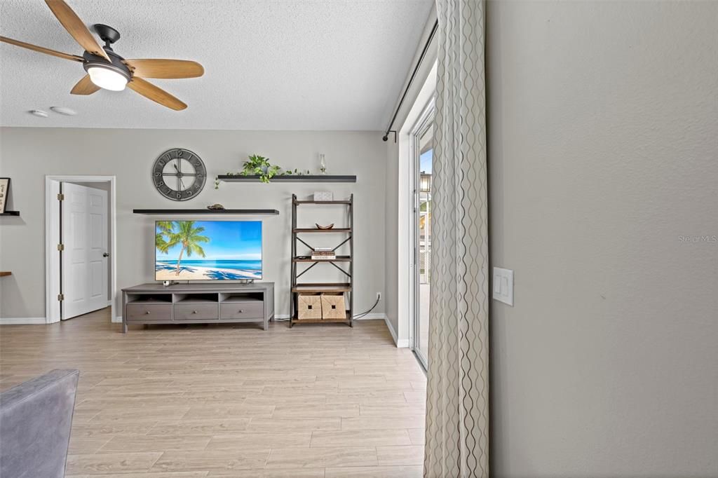 待售: $509,900 (5 贝兹, 3 浴室, 2350 平方英尺)