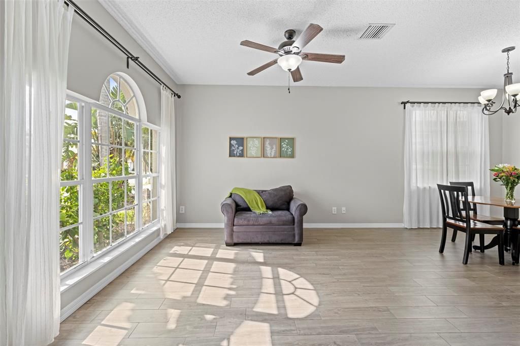 待售: $509,900 (5 贝兹, 3 浴室, 2350 平方英尺)