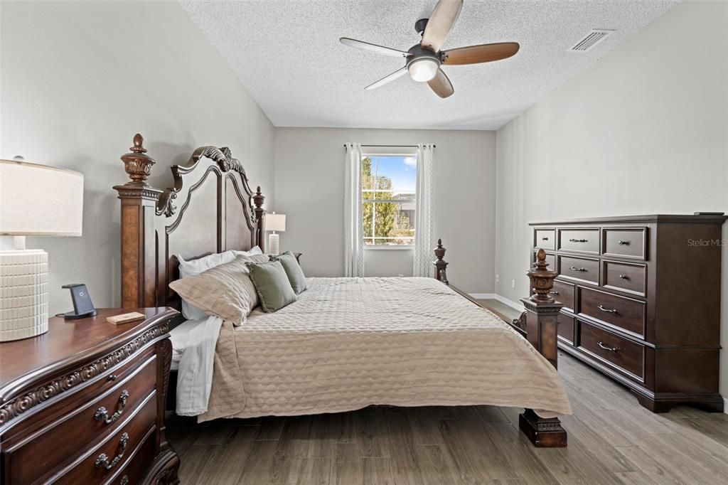 待售: $509,900 (5 贝兹, 3 浴室, 2350 平方英尺)