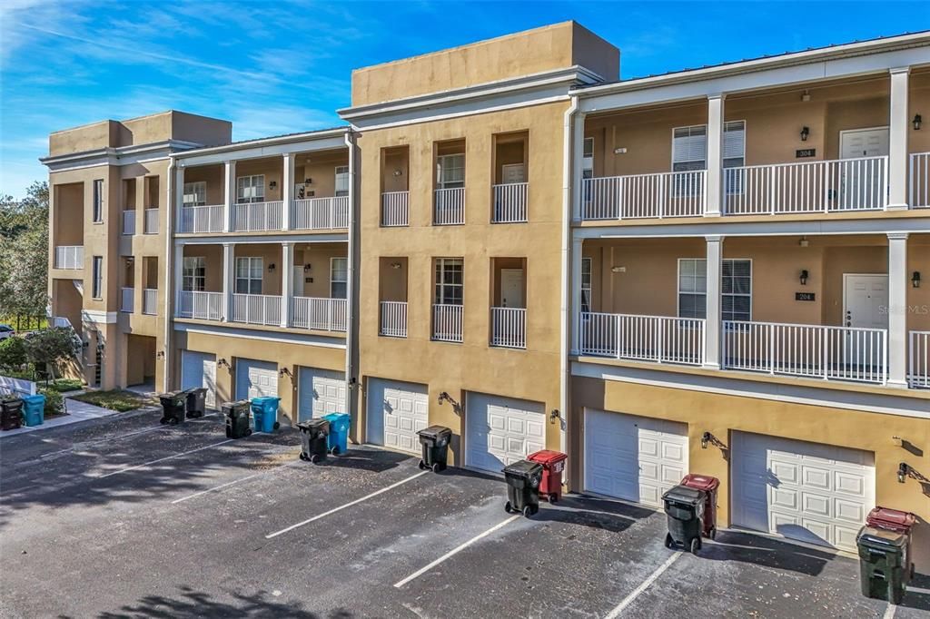 待售: $463,000 (2 贝兹, 2 浴室, 1251 平方英尺)