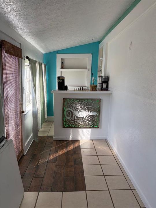 待售: $444,000 (7 贝兹, 0 浴室, 3729 平方英尺)