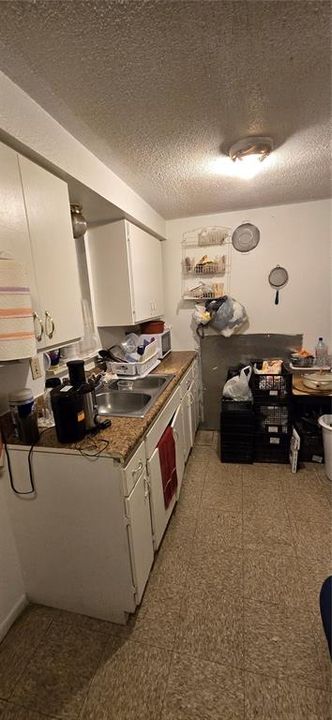 Под контрактом: $339,000 (4 спален, 0 ванн, 1634 Квадратных фут)